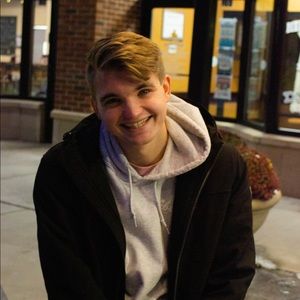 Meet your Posher, Brandon